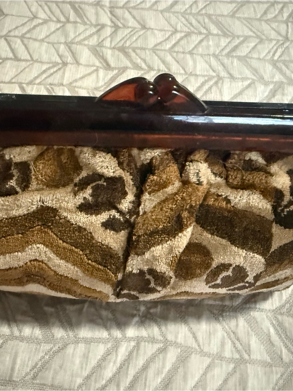 Vintage Cara Tortoiseshell Frame with a beautiful Brown Pattern Women's Clutch